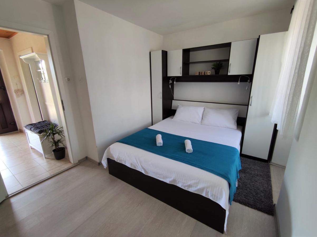 Apartman Josip Garica Exterior photo